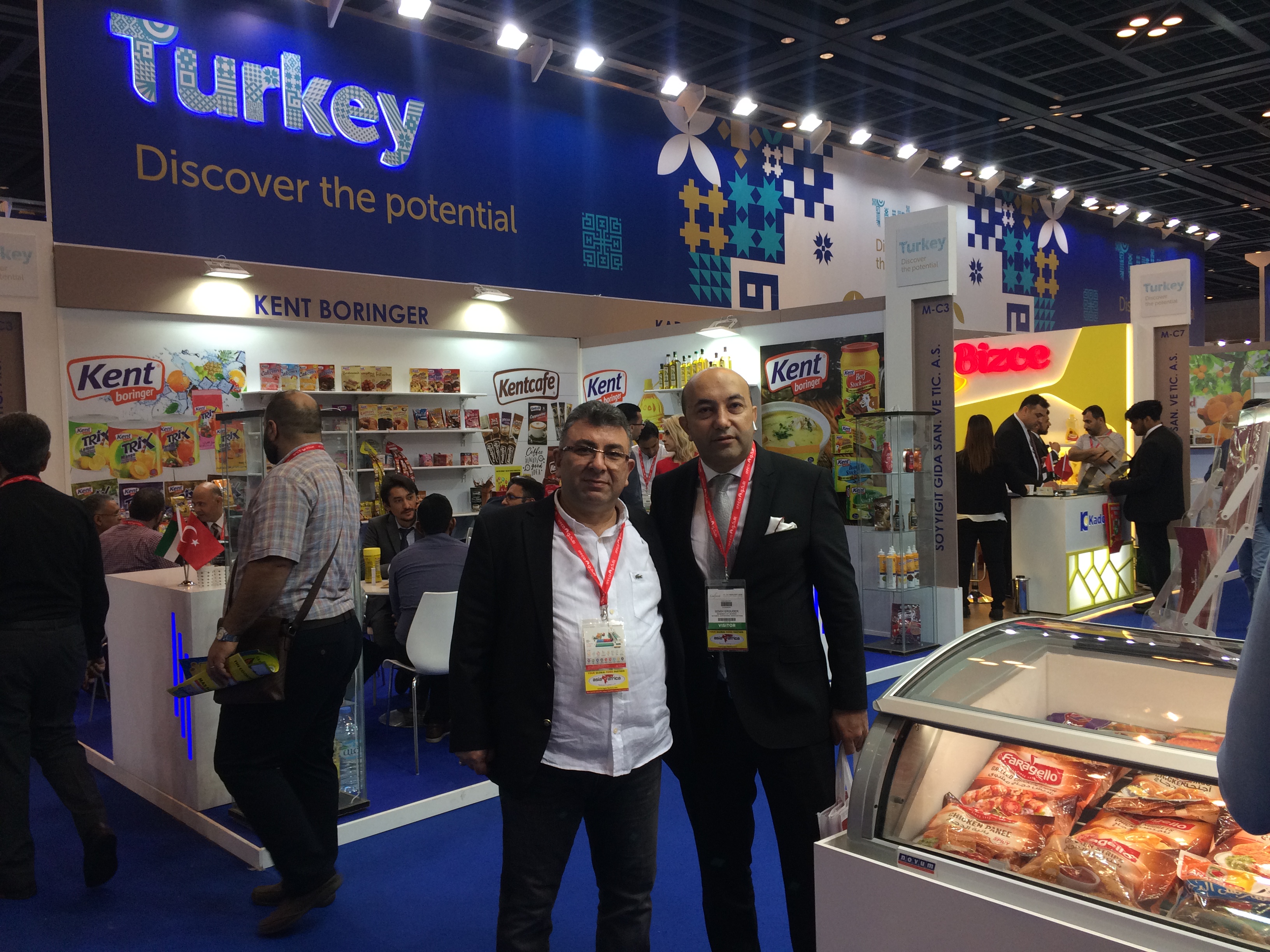 KUMİB Yönetim Kurulu Gulfood 2019 Fuarı’nı Ziyaret Etti